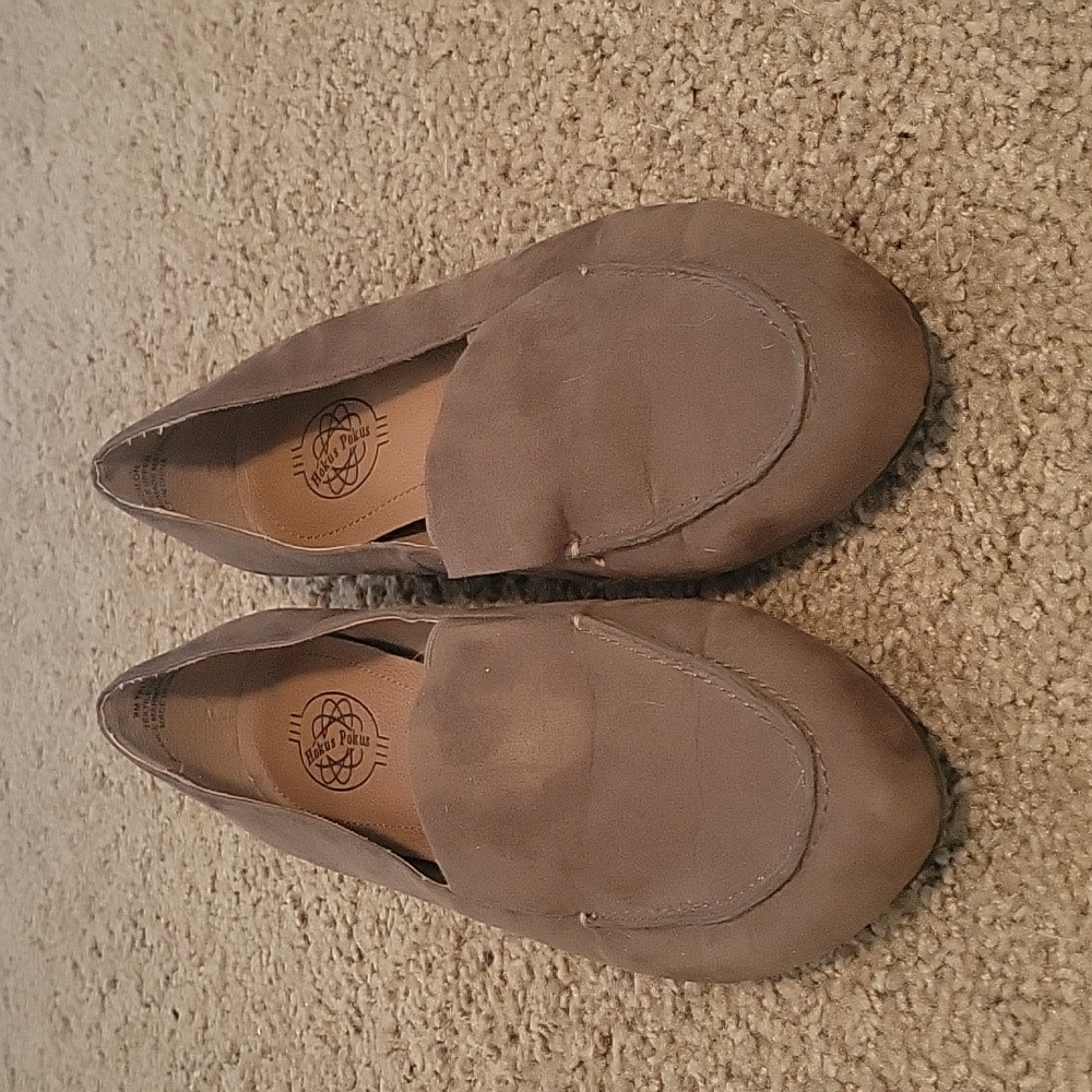 Hokus-pokus size 8 Brown vintage loafers